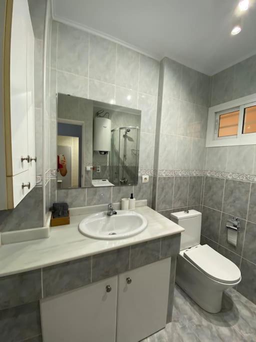 Apt Moderno Con Vistas, Recepcion 24 Hs Y Piscinas 贝纳尔马德纳 外观 照片