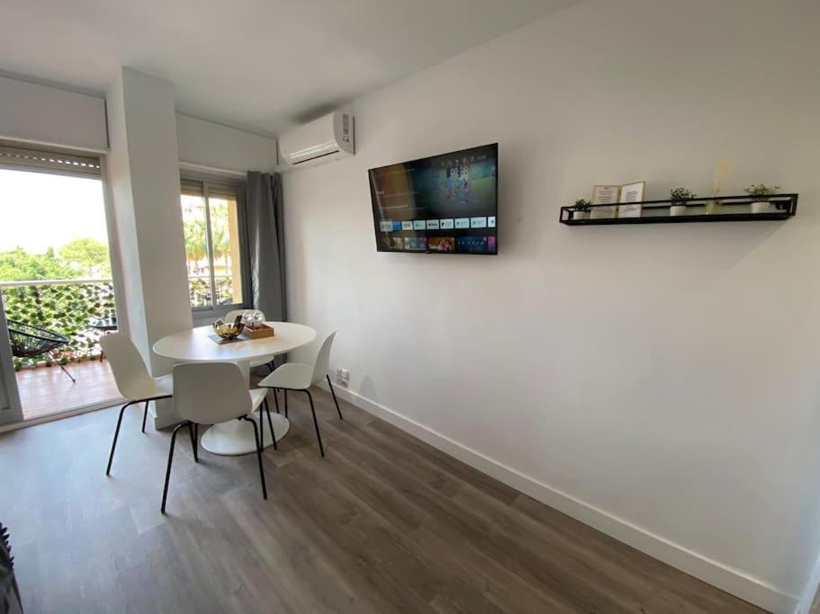 Apt Moderno Con Vistas, Recepcion 24 Hs Y Piscinas 贝纳尔马德纳 外观 照片