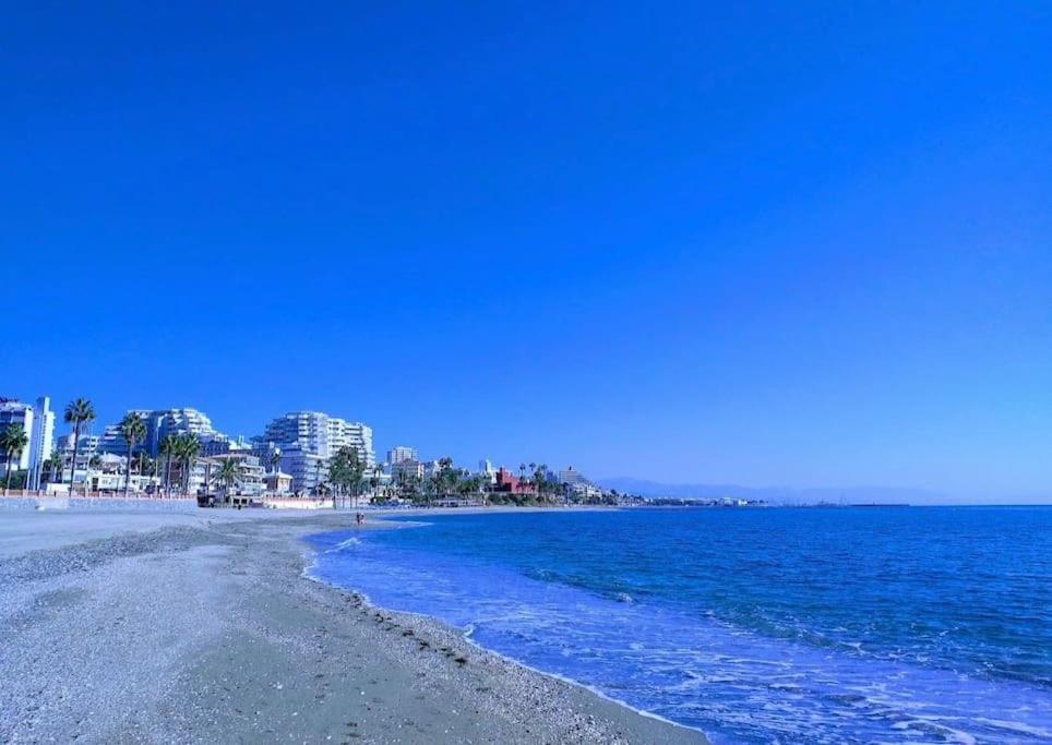 Apt Moderno Con Vistas, Recepcion 24 Hs Y Piscinas 贝纳尔马德纳 外观 照片