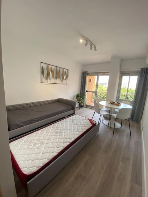 Apt Moderno Con Vistas, Recepcion 24 Hs Y Piscinas 贝纳尔马德纳 外观 照片
